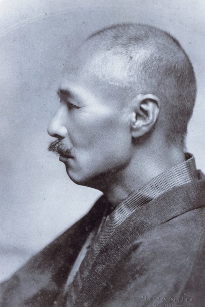鴎外55歳 1917(大正6)年撮影 文京区立森鴎外記念館蔵 鴎外55歳 1917(大正6)年撮影 文京区立森鴎外記念館蔵
